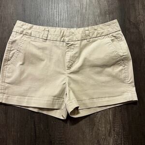 Khakis by GAP The City 3 Inch Tan Shorts Size 4